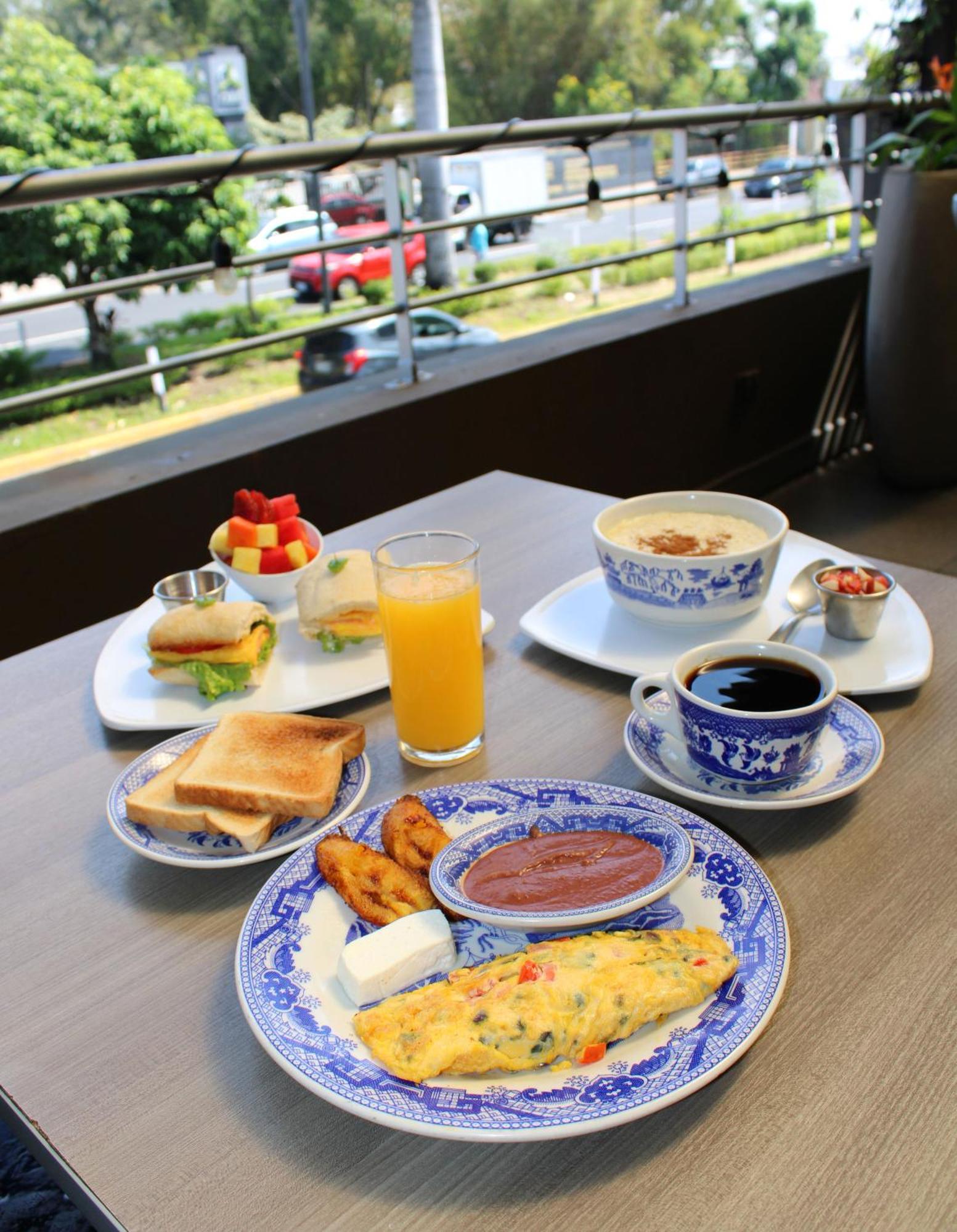 Terra Bella Hotel Boutique ซานซัลวาดอร์ ภายนอก รูปภาพ